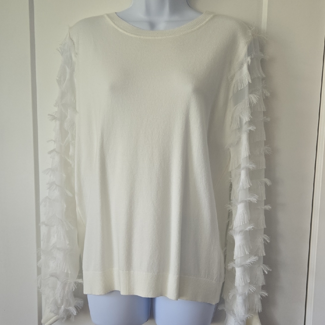 Sioni White Fringe Sleeve Top